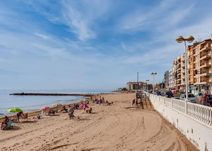Nice Apartment With Terrace On The Los Locos Beach